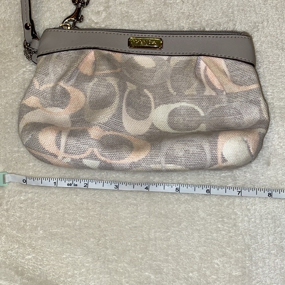 COACH Wristlet - Picture 6 of 7